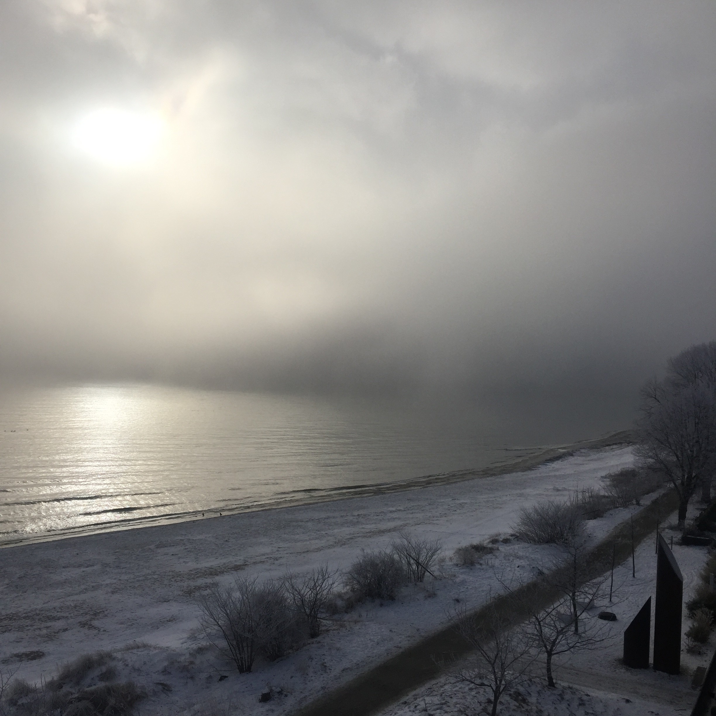 Udsigten fra mit værelse på Ystad Saltsjöbad en grå januar morgen.